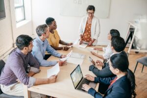 How to Improve Leadership Development With a Business Trainer in Lower Silesia